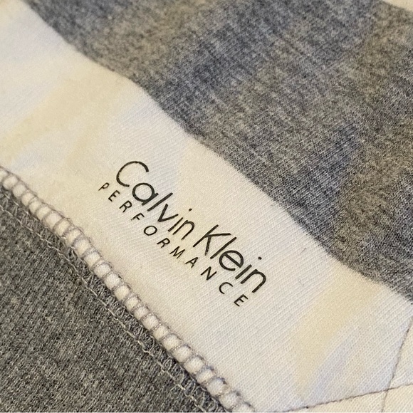 Calvin Klein Performance Zip Sweatshirt Women’s XL Quick Dry Funnel Cowl Neck - Picture 5 of 13